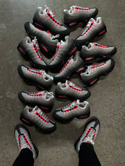 Nike Air Max 95 OG Solar Red 2025