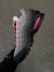 Nike Air Max 95 OG Solar Red 2025